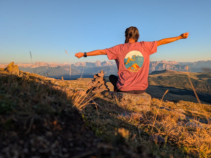 Cadini di Misurina back print – arms wide on a Dolomite ridge