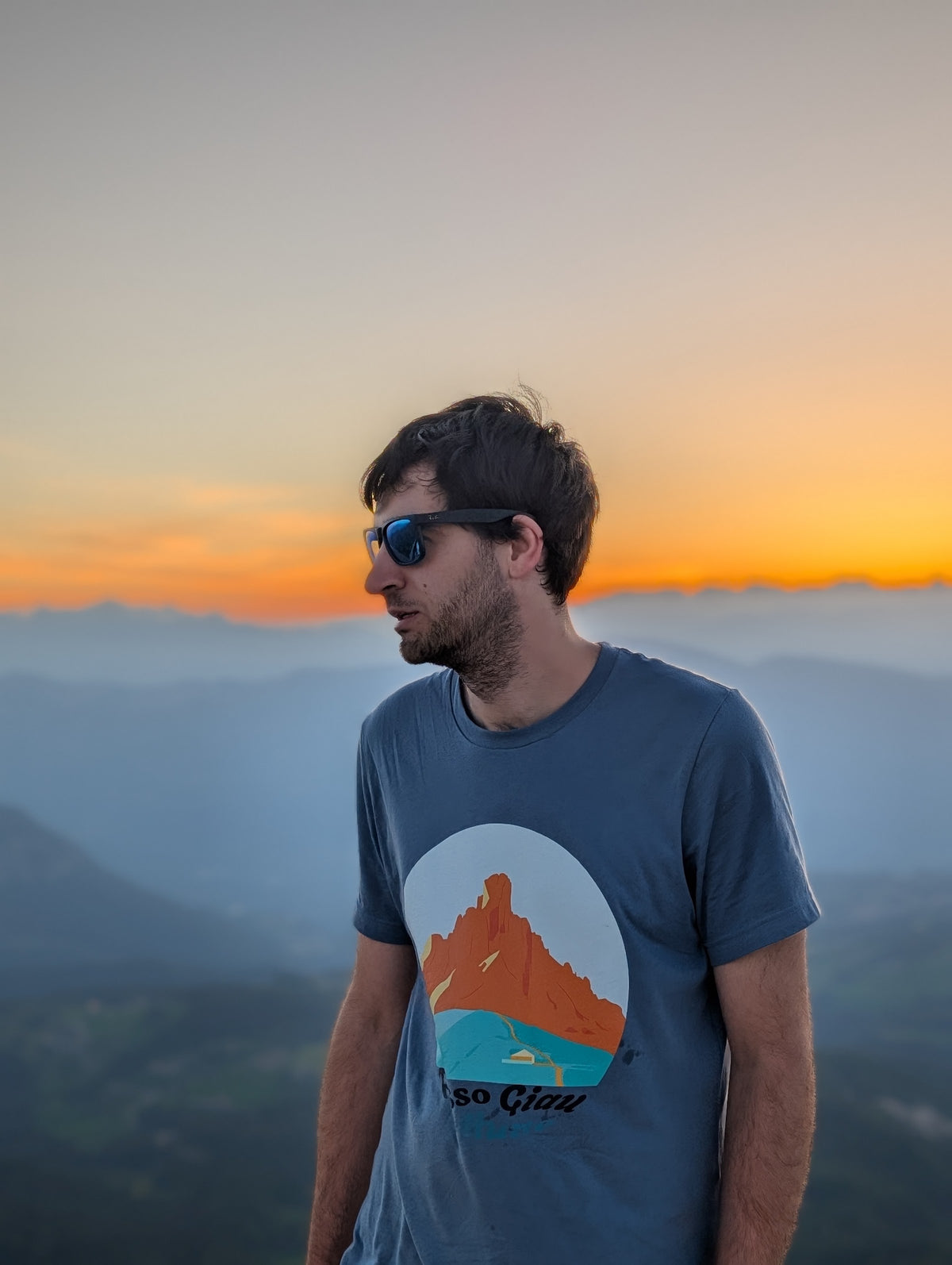 Passo Giau T-shirt – sunrise on the summit