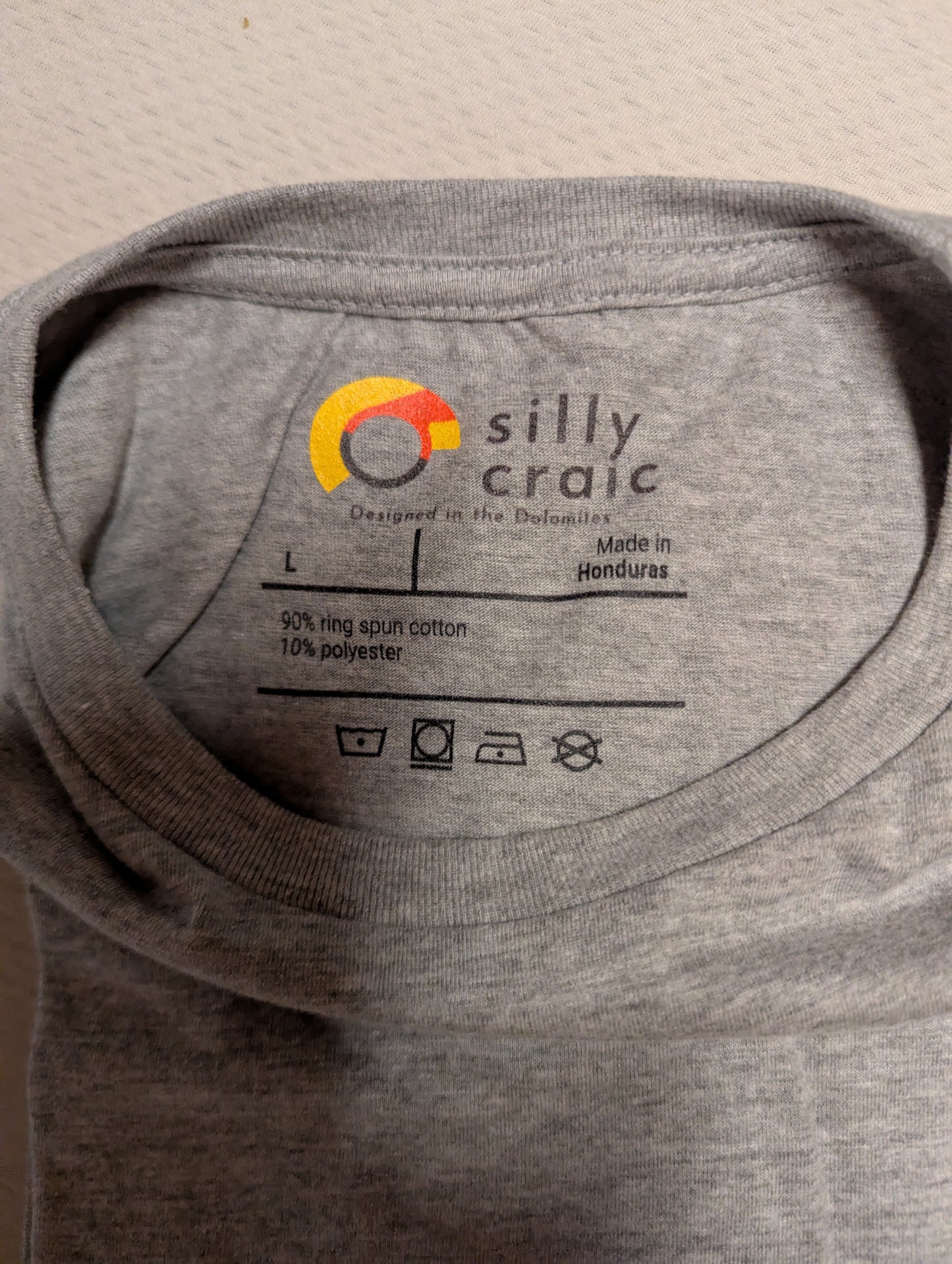 Lago di Braies – Picturesque Alpine Lake Landscape